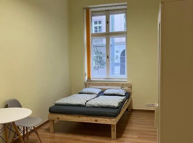 Batorego Lovely Rooms